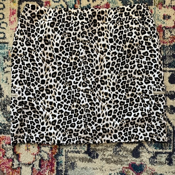 Zenergy Golf by Chicos Leopard Print Gold Skort sz 16/ XL - Picture 11 of 15